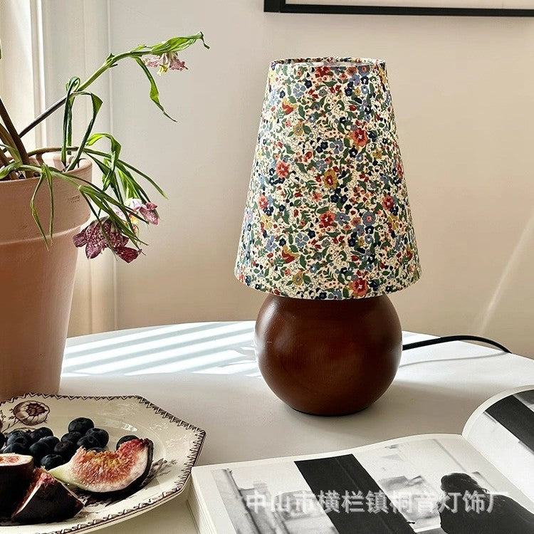 Fleur Vintage Floral Table Lamp
