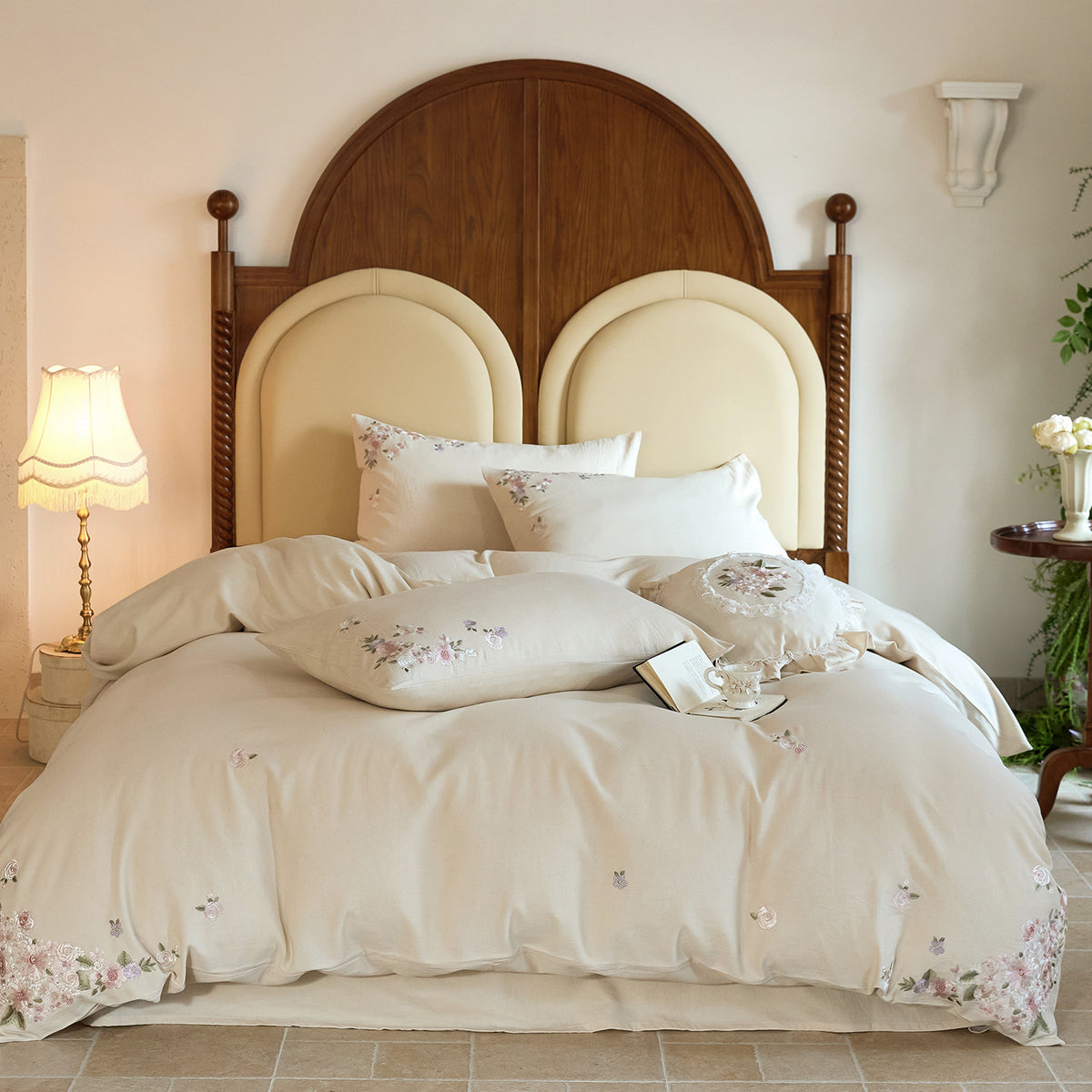 Lucienne Linen Embroidered Bedding Set